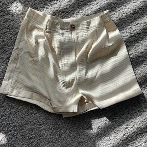 NWOT Waffle Pleated Shorts